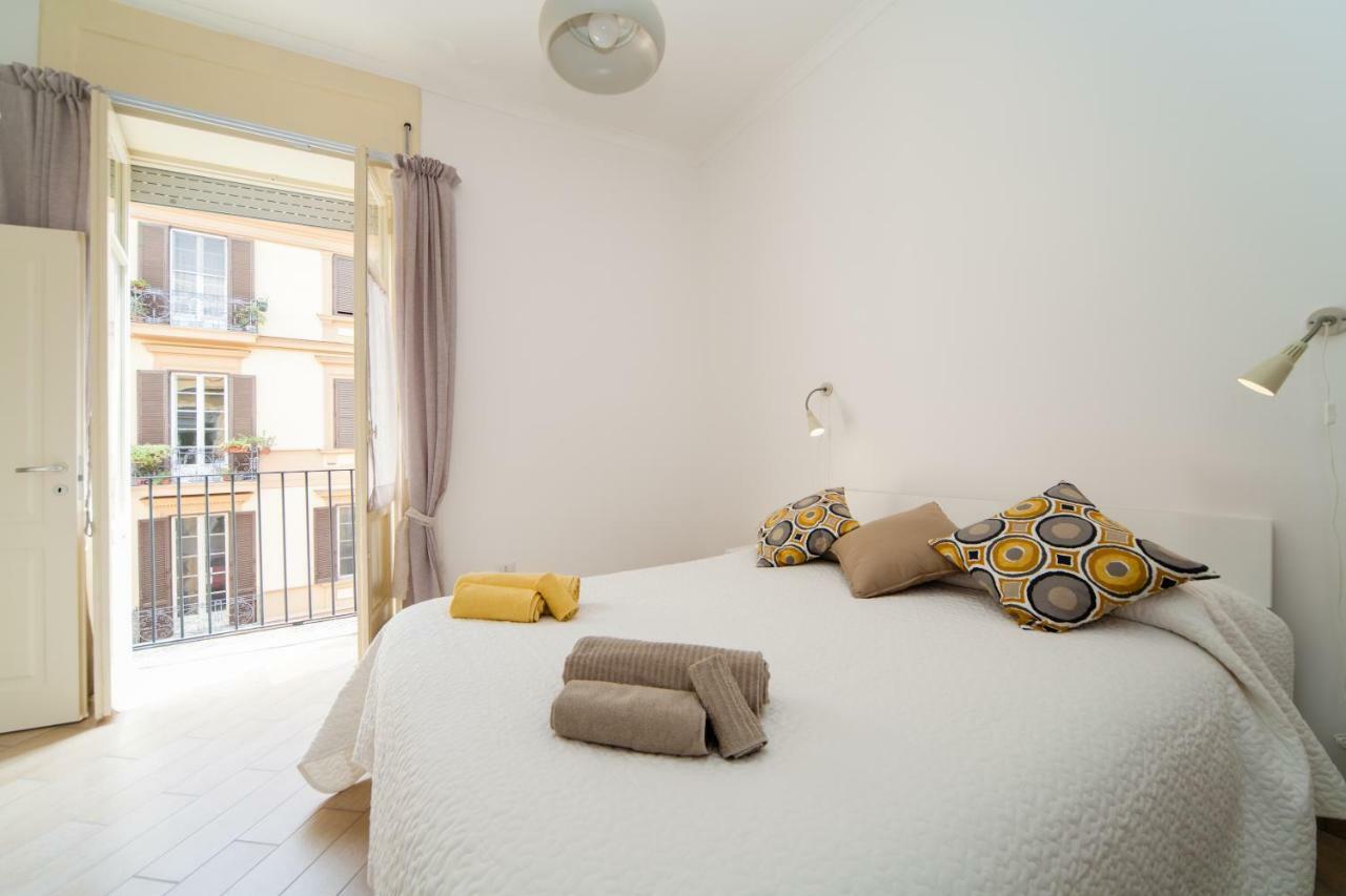Napoli Centro Suite - Duomo Apartment Buitenkant foto